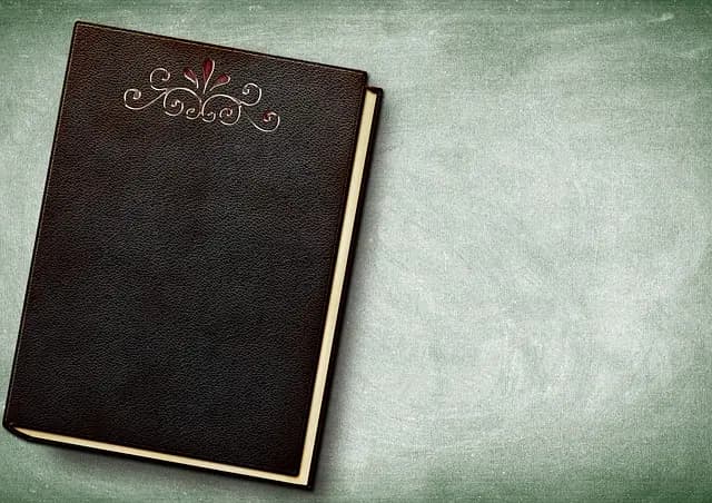 Comment créer un livre de souvenirs pour un service mémorial