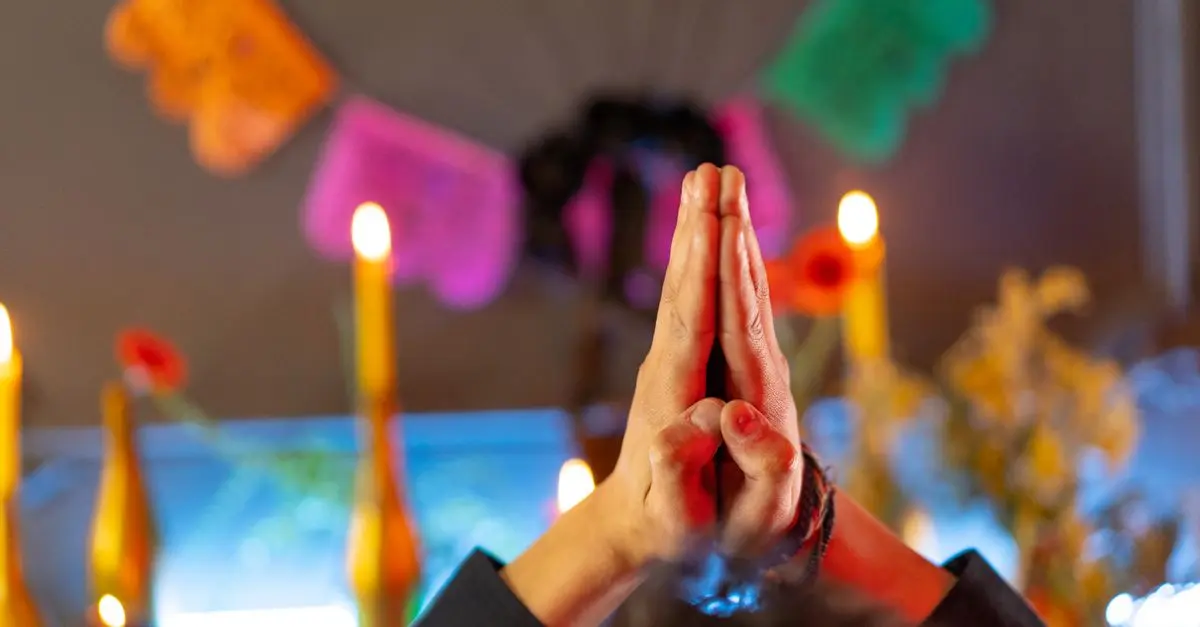 Les 10 rituels mémoriaux uniques à travers le monde