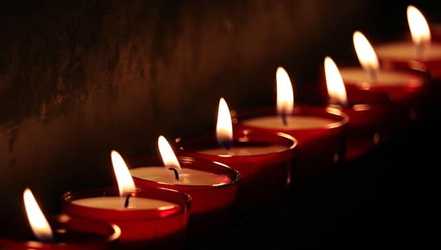 10 conseils pratiques pour un service mémorial respectueux